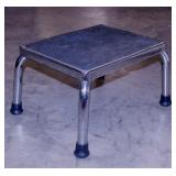 McKesson rubber platform safety step stool