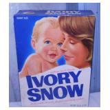 Vintage Ivory Snow box, 11" tall - Noble popcorn