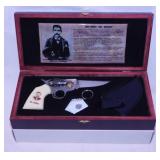 Doc Holliday pistol folding knife in collector box