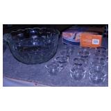 Vintage LE Smith Aztec glass punch bowl, 14"