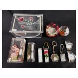 11 Mid Century lucite pieces: Trinket case - 2