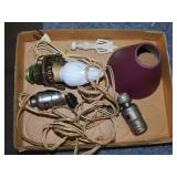 Cast iron finial - 3 vintage lamp sockets w/