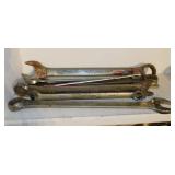 10 large combination wrenches: Williams -
