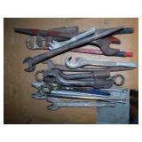 Spud wrenches - Bolt cutters - Slug wrenches &