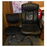 2 executive office chairs on casters