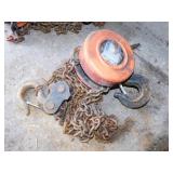 5 ton chain hoist w/ hooks
