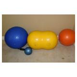 4 exercise balls & manual inflator