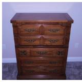 Solid wood 5 drawer chest of drawers,