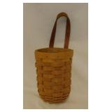 2003 Longaberger Small Gatehouse basket