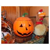 Thanksgiving, Halloween & Fall decor