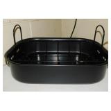 New Roshco non-stick roaster pan w/ rack