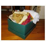 Crocheted linens - Placemats - Tablecloth & more
