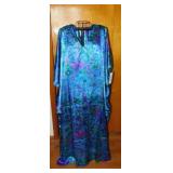 New ladies Winlar kaftan mumu, one size fits most