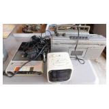 Vintage Sony Dream Machine cube radio - Truetone