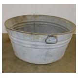 Galvanized wash tub w/ handles, 24" diameter