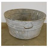 Galvanized wash tub w/ handles, 24" diameter