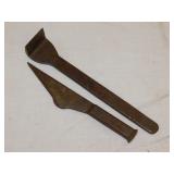 Antique Seward fence post staple remover, 9" long