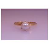 14K yellow gold pearl ring, size 6