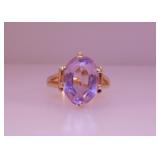 Unmarked yellow gold oval amethyst cocktail ring,