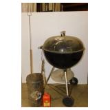 Weber kettle charcoal grill on wheels - Lighter