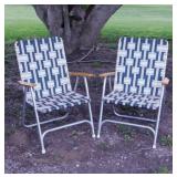 2 webbed lawn chairs - Swinging saloon doors -