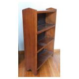 Wooden 4 shelf bookcase, 35' tall