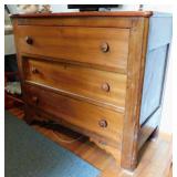 Vintage wooden 3 drawer dresser, 40' wide