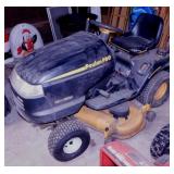 Poulan Pro 48' deck riding lawn mower garden