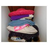 Ladies outdoor wear: Hats, gloves, scarves & more