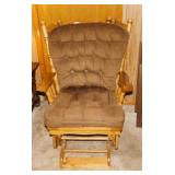 Oak platform glider w/ cushions, 20.5' wide seat