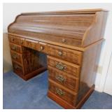 Wooden rolltop desk w/ 7 drawers, 52.5' wide,