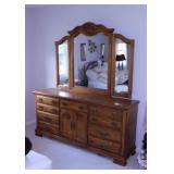 Broyhill Premier oak 12 drawer dresser w/ triple