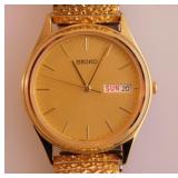 Seiko day date quartz watch, 7N43-8A99,