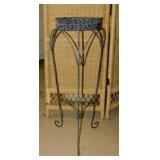 Iron rod plant stand, 10' x 30'
