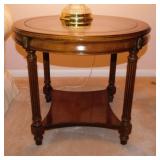 1987 Gordon's solid wood round side table w/