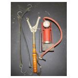 Manual air pump - Bungee cords - Trap thrower