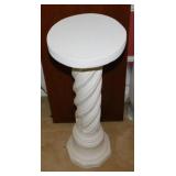 Twisted column plant pedestal stand, measures 10'