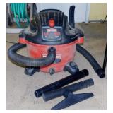 Craftsman 12 gallon 5 hp wet / dry shop vac