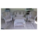 Wicker patio set: Loveseat - Coffee table -