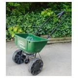 Scotts Speedy Green 1000 seed spreader