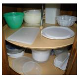 VIntage Tupperware - Food storage containers