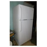 Frigidaire 16.5 cu. ft. frost-free refrigerator w/