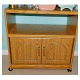 Oak look 2 door kitchen rolling base cabinet, 28'