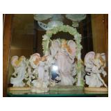 4 Seraphin Classics angel figurines, tallest is