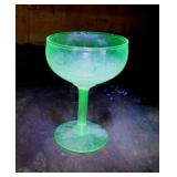 Uranium champagne glass 3.5" tall - 19 glass