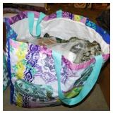 Tote bag of lace & embroidery materials