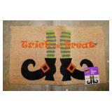 Halloween: New welcome mat - New socks -