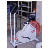 Pursuit Tailwind digital exercise bike bicycle w/