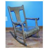 Antique tiger oak child
