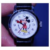 5 watches: 2 vintage Walt Disney Mickey Mouse -